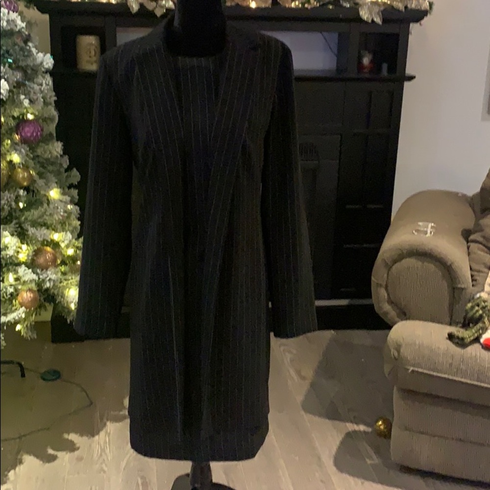 Dress - Picture 4 of 4